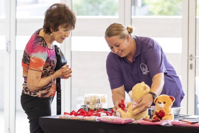 Cupcakes of Hope (16)