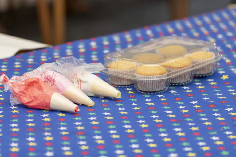 Cupcakes of Hope (2)