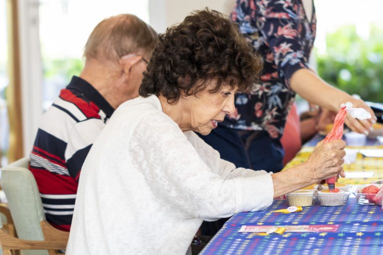 Cupcakes of Hope (33)