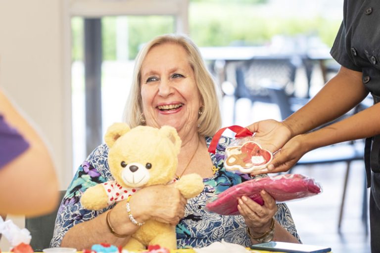 Cupcakes of Hope (37)